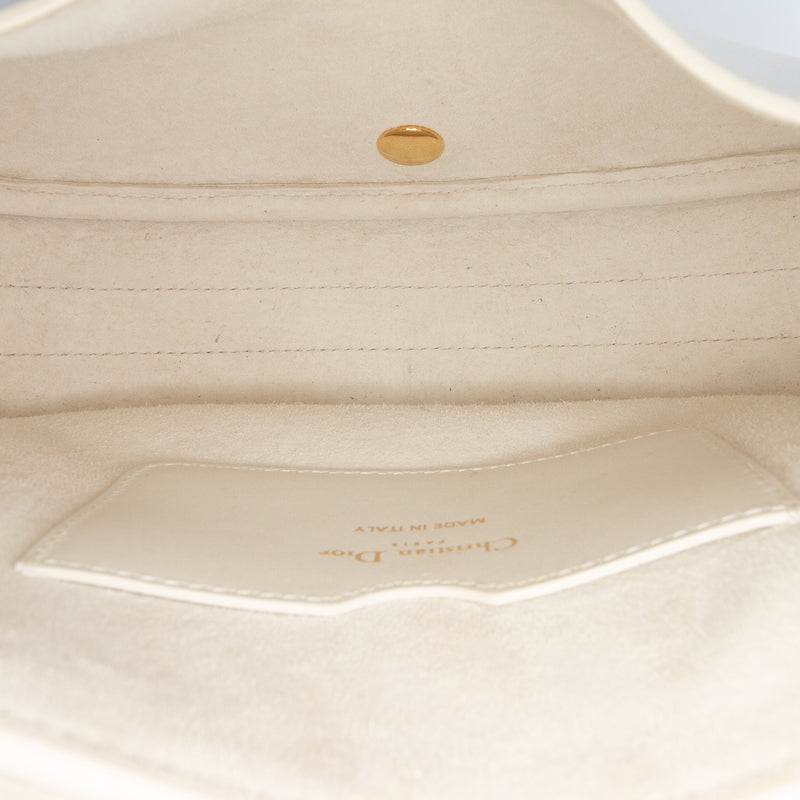 Medium Leather Bobby Crossbody - Image 4