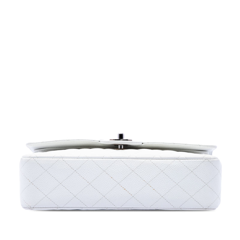 Medium Classic Caviar Double Flap - Image 3