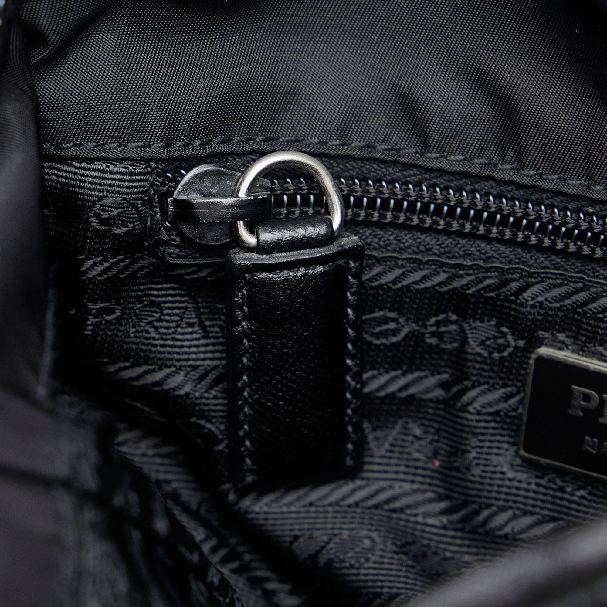 Tessuto Buckle Messenger Bag - Image 8