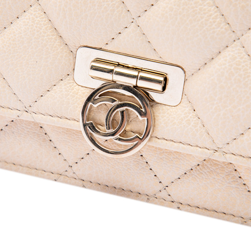 Round CC Quilted Calfskin Flip Lock Wallet On Chain - Image 5
