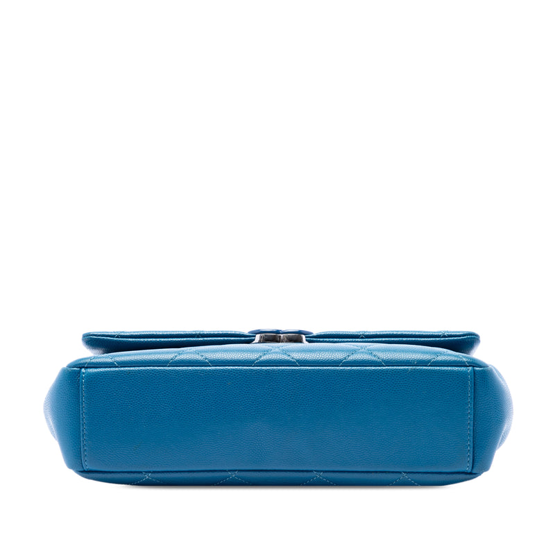 Medium Caviar My Everything Flap - Image 3