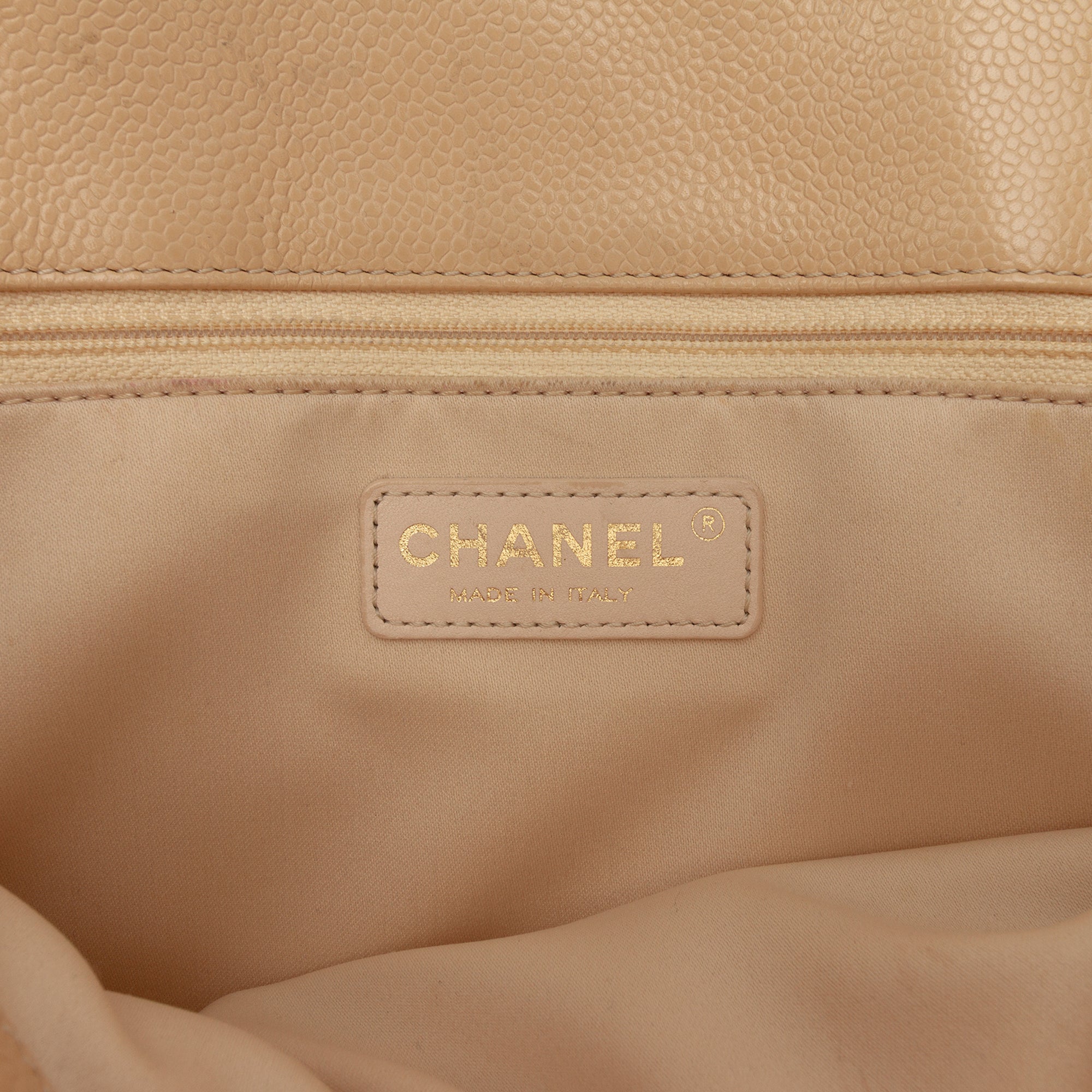 Caviar Grand Shopping Tote - Image 5