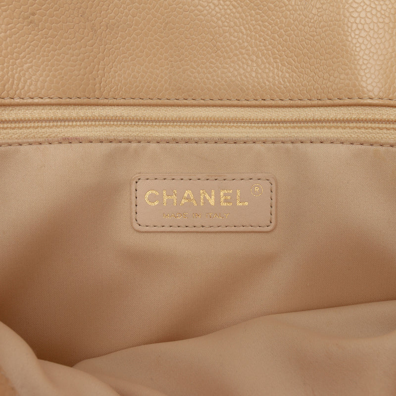 Caviar Grand Shopping Tote - Image 5