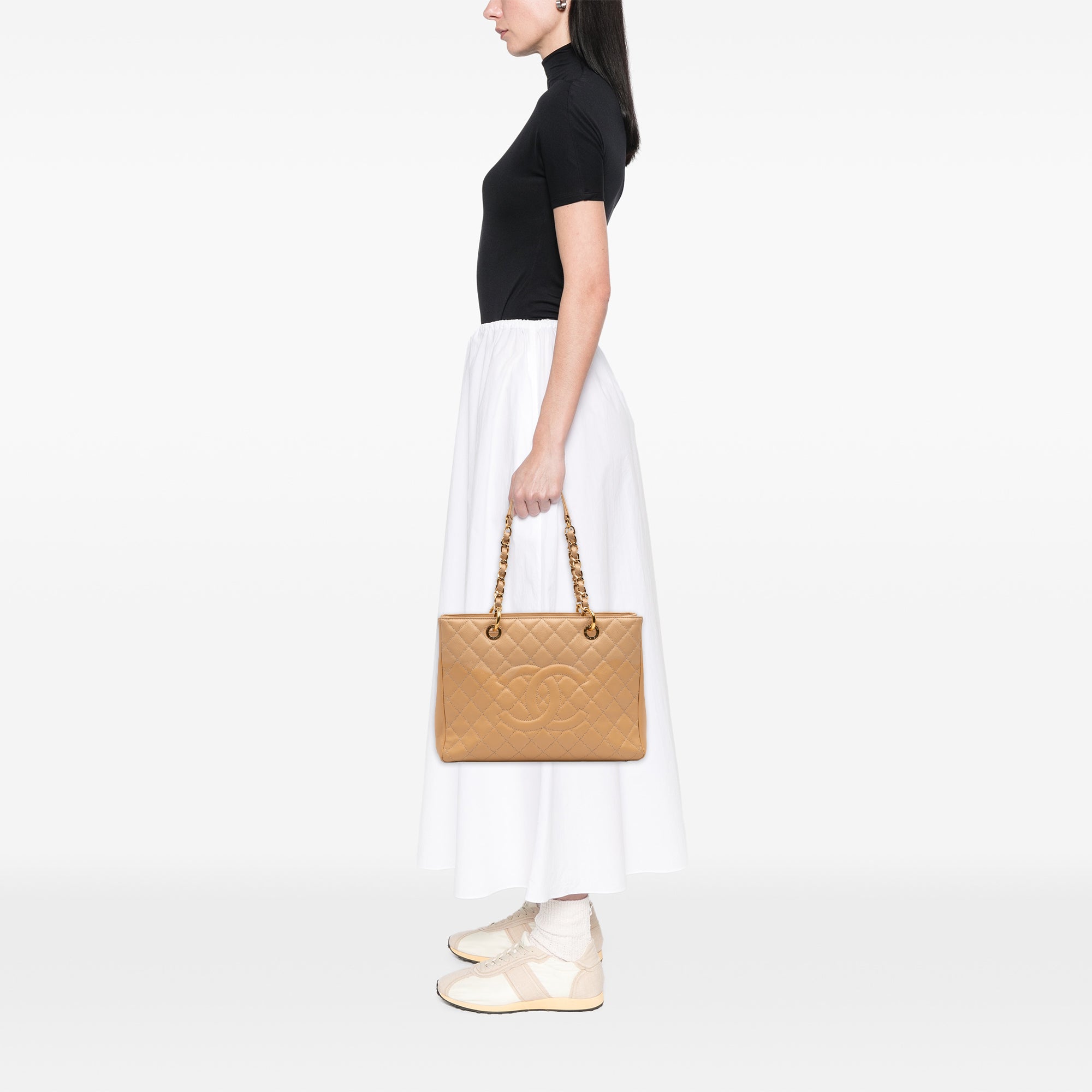 Caviar Grand Shopping Tote - Image 6