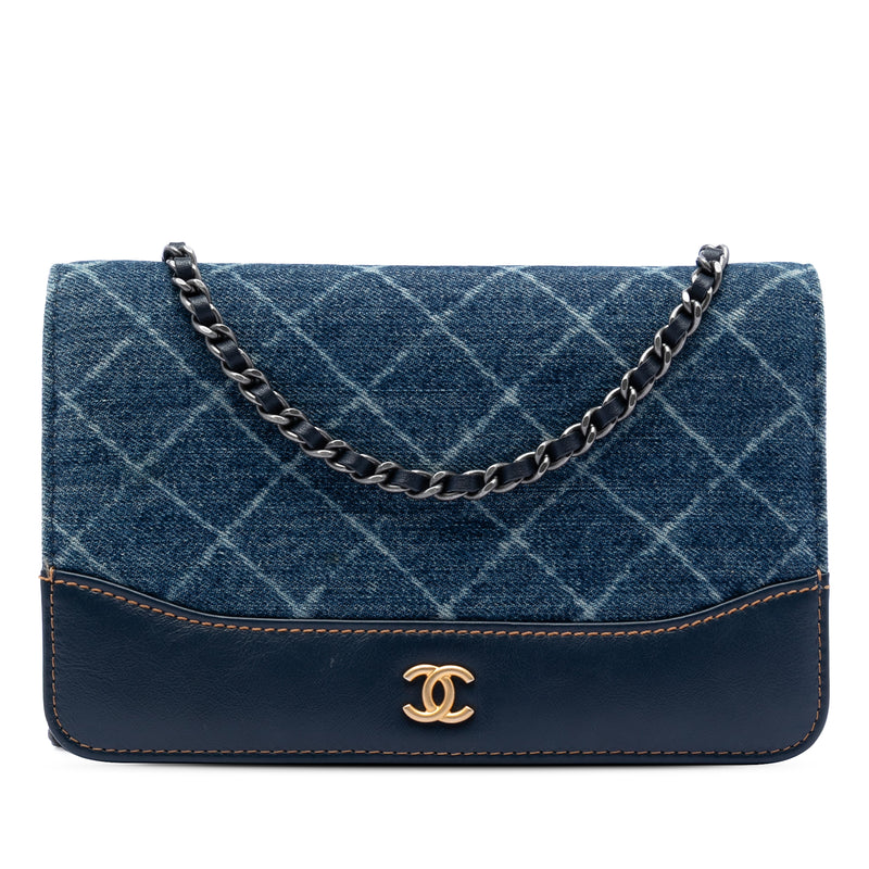 Printed Denim and Calfskin Gabrielle Wallet On Chain