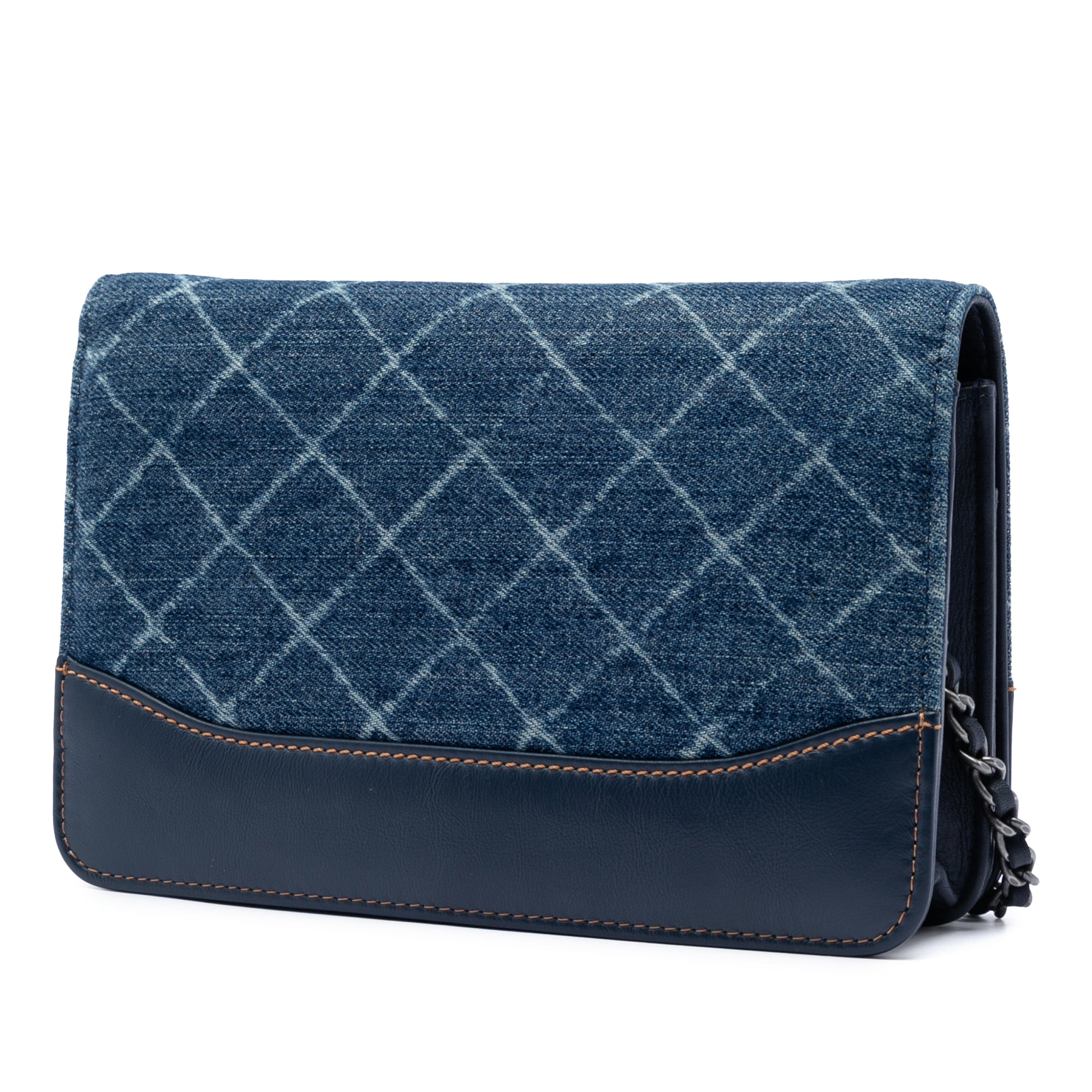 Printed Denim and Calfskin Gabrielle Wallet On Chain - Image 2