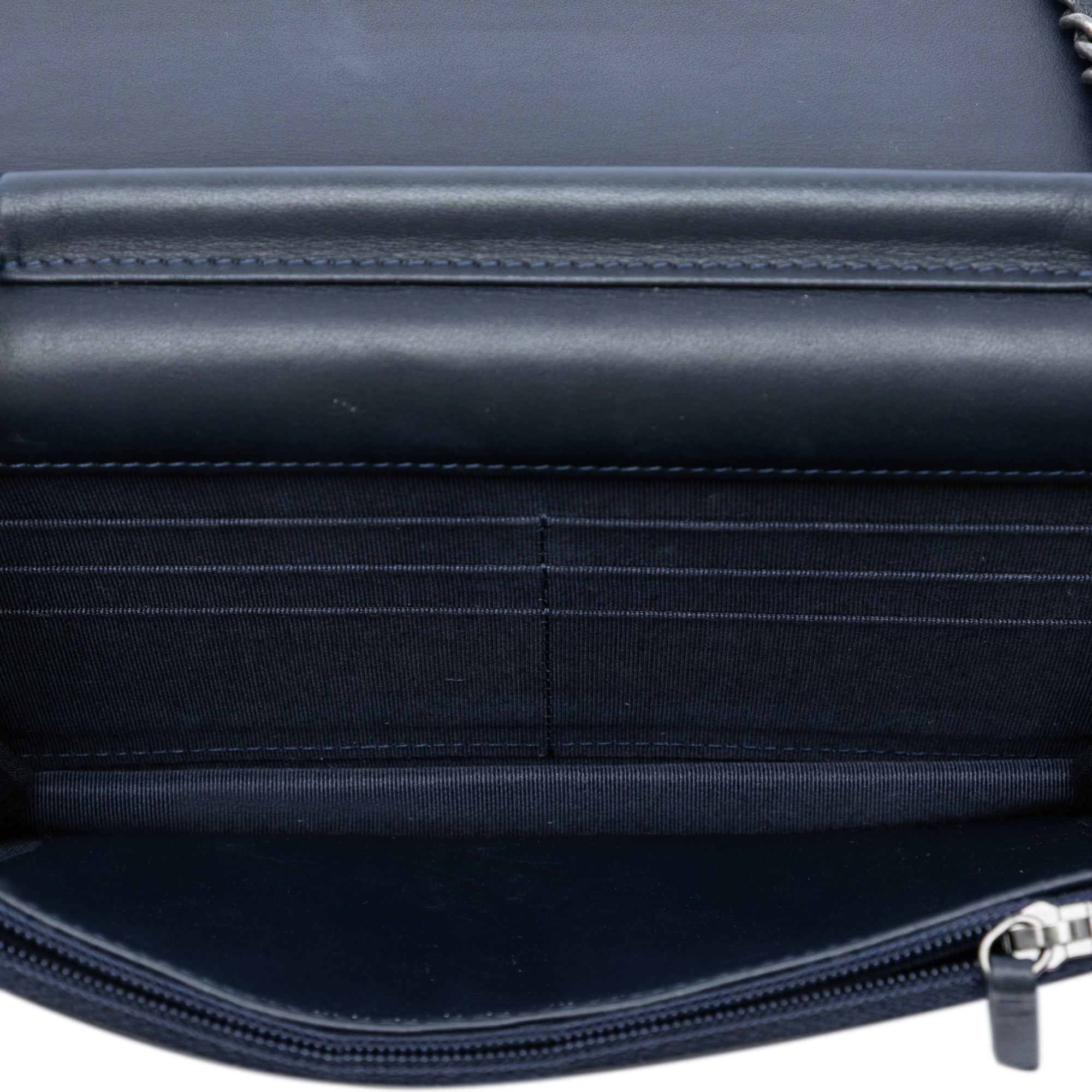 Printed Denim and Calfskin Gabrielle Wallet On Chain - Image 4