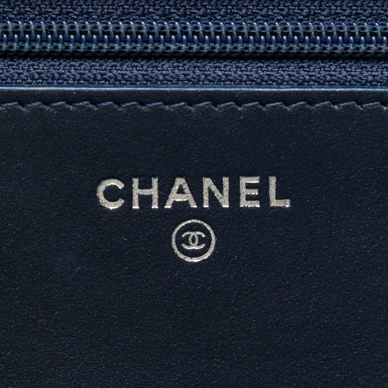 Printed Denim and Calfskin Gabrielle Wallet On Chain - Image 5