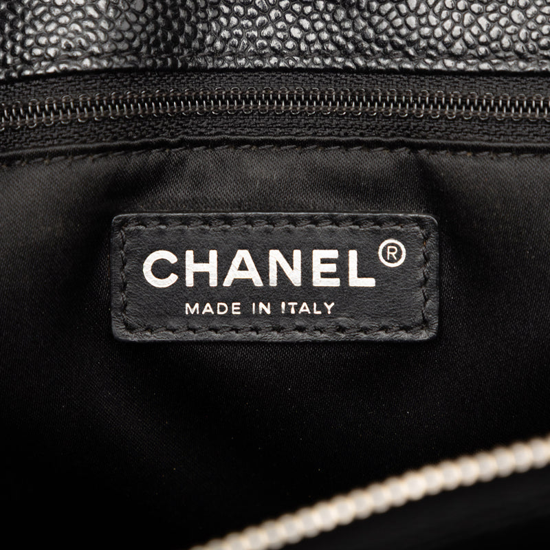 Caviar Grand Shopping Tote - Image 5