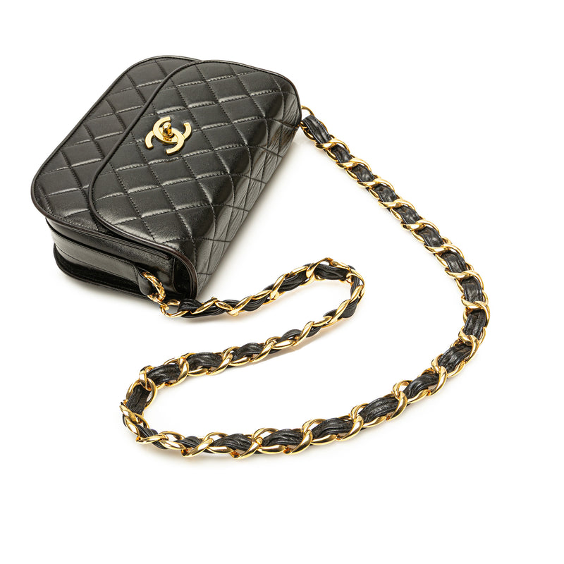 CC Quilted Lambskin Chain Flap - Image 13