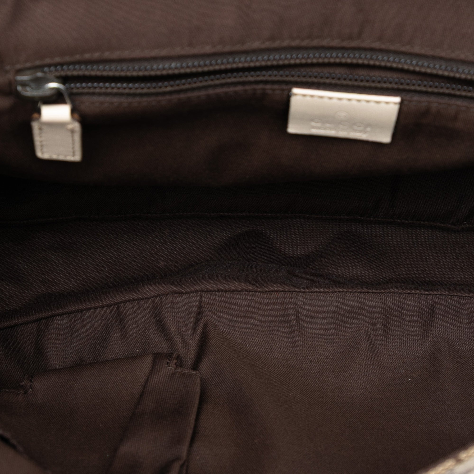 GG Canvas Messenger Bag - Image 4