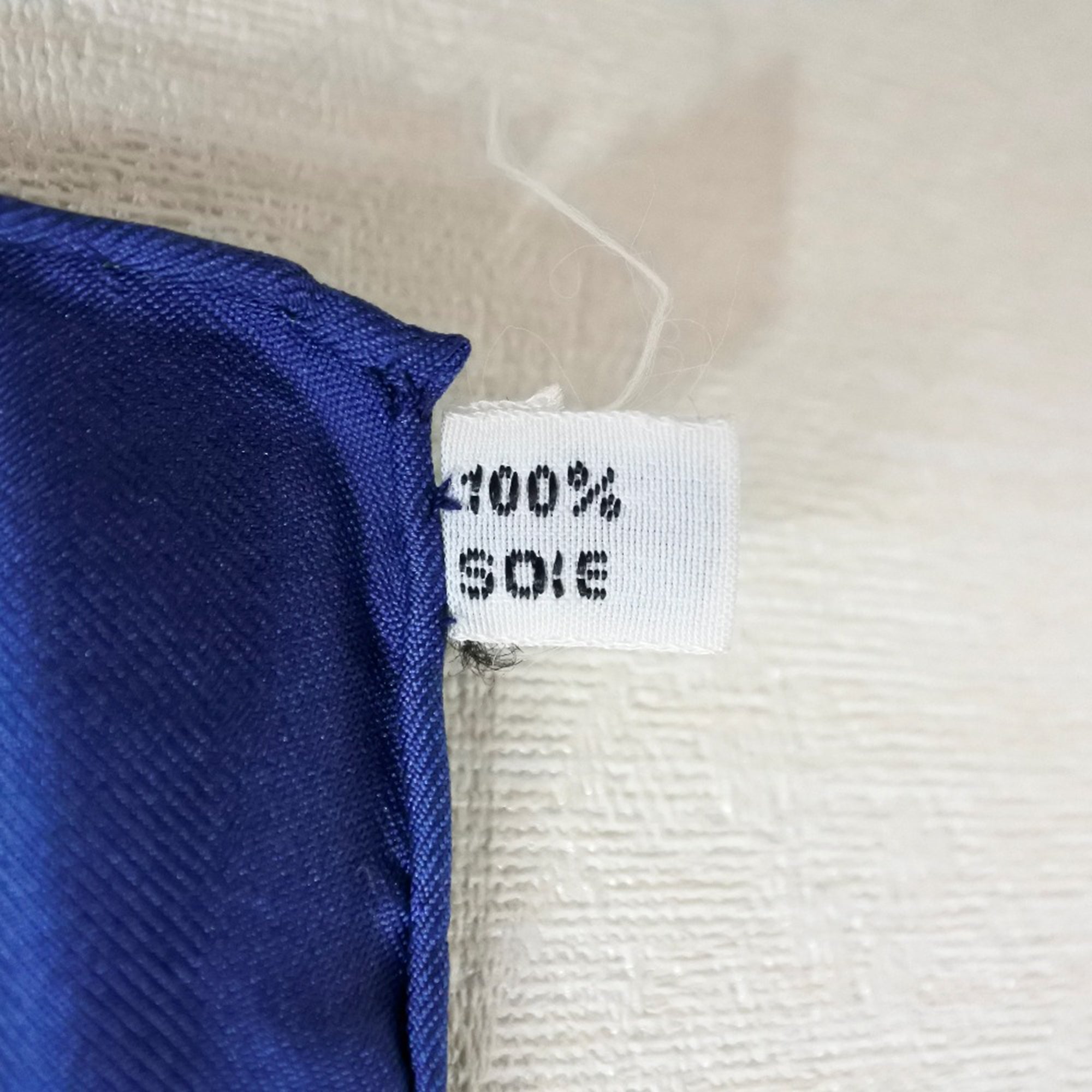 Feux de Route Silk Scarf 90 - Image 7