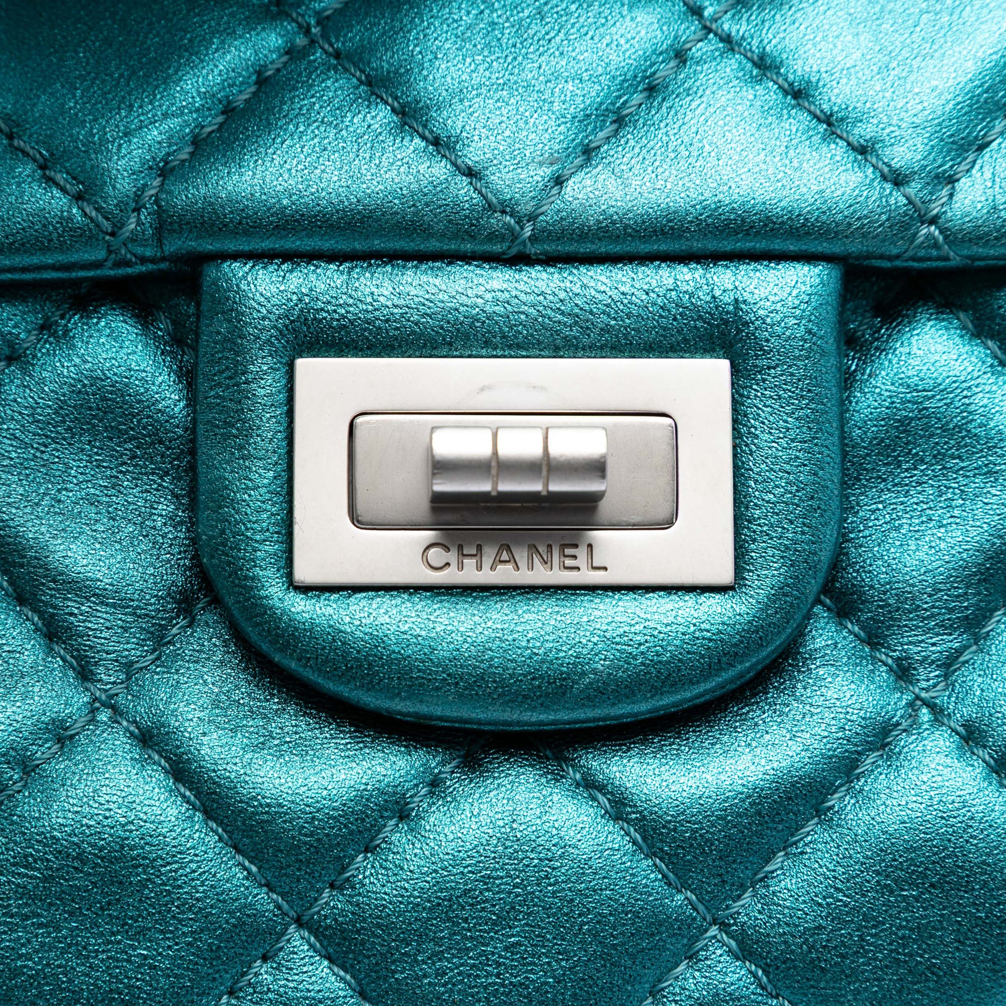 Quilted Metallic Calfskin Reissue 2.55 Flap 226 - Image 5