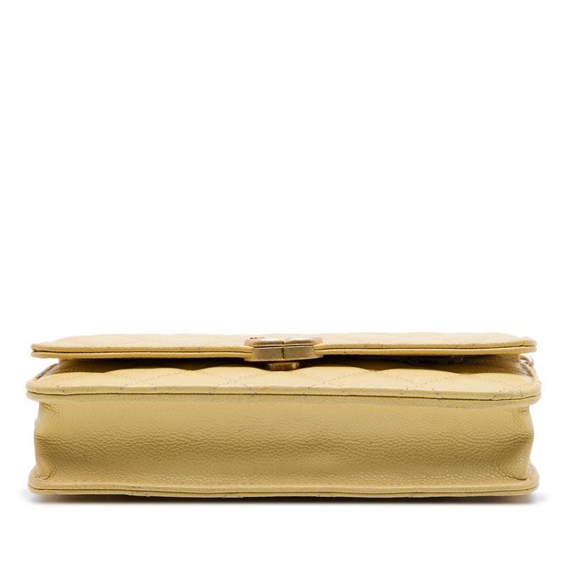 CC Quilted Caviar Wallet on Chain - Image 3