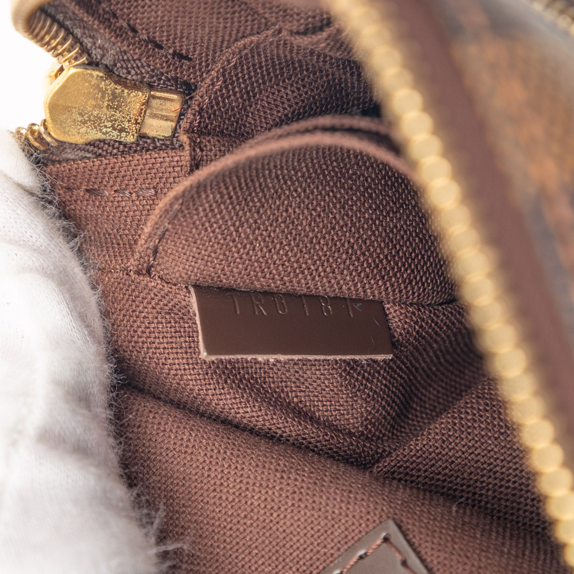 Damier Ebene Pochette Billets Macao - Image 6