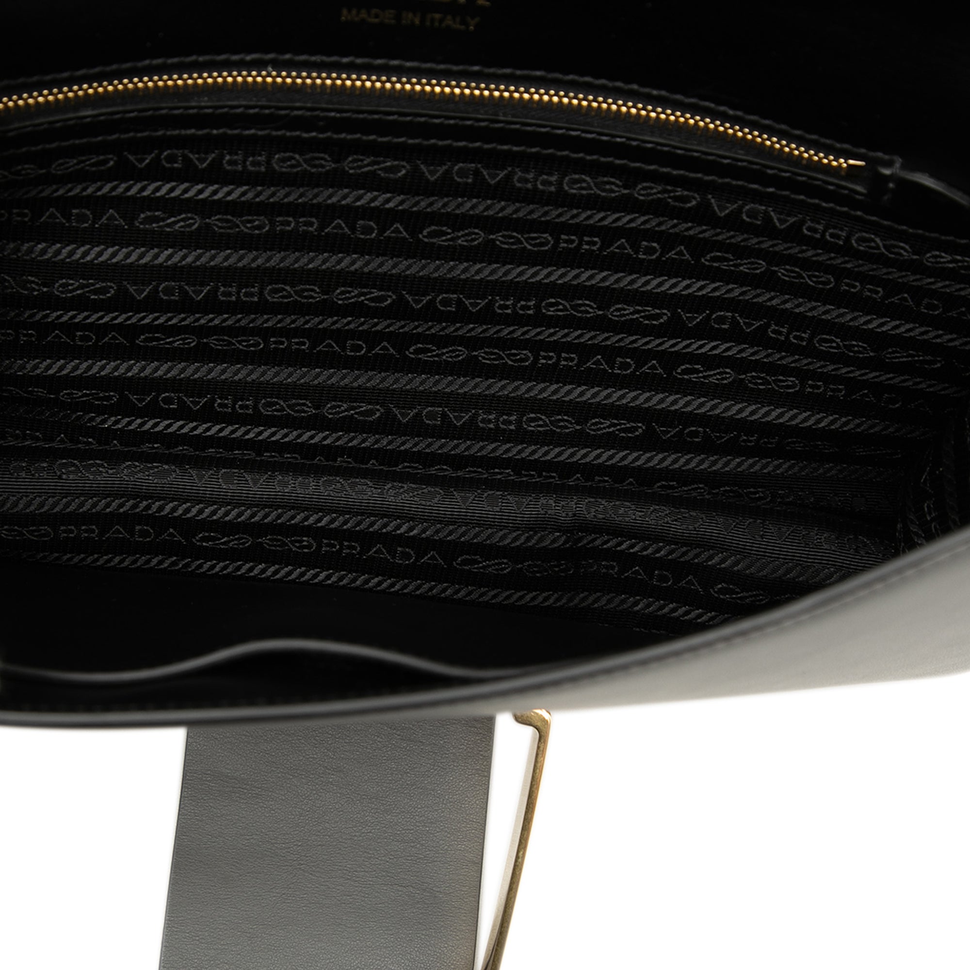 Tricolor City Calf Ribbon Crossbody - Image 4