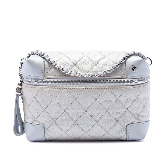 CC Quilted Metallic Calfskin Street Allure Camera Bag - Image 1
