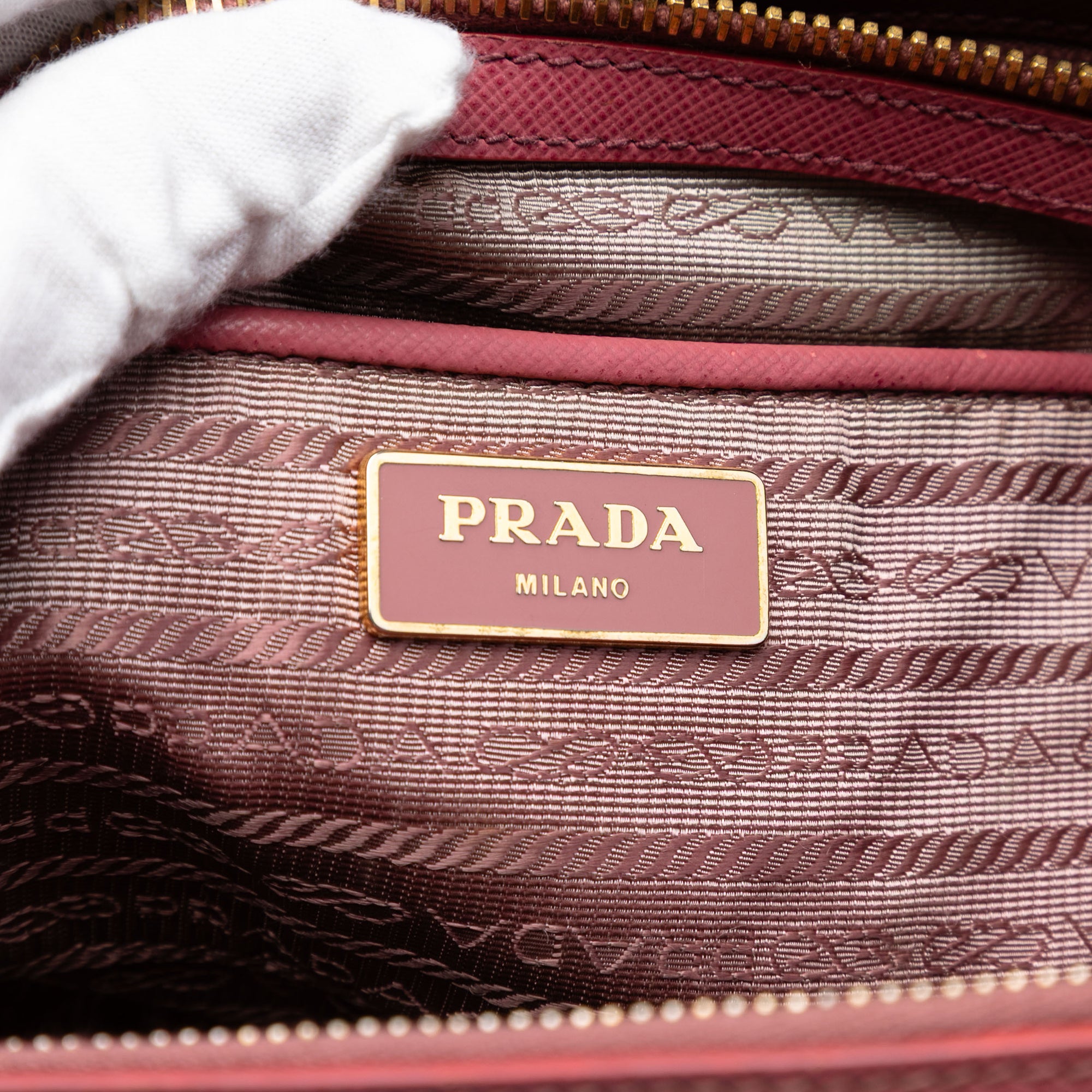 Medium Saffiano Lux Galleria Double Zip Satchel - Image 5