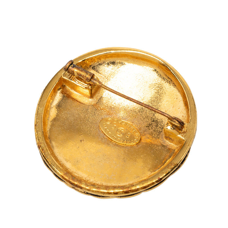 CC Gold Plated Quilted Round Brooch - Image 2