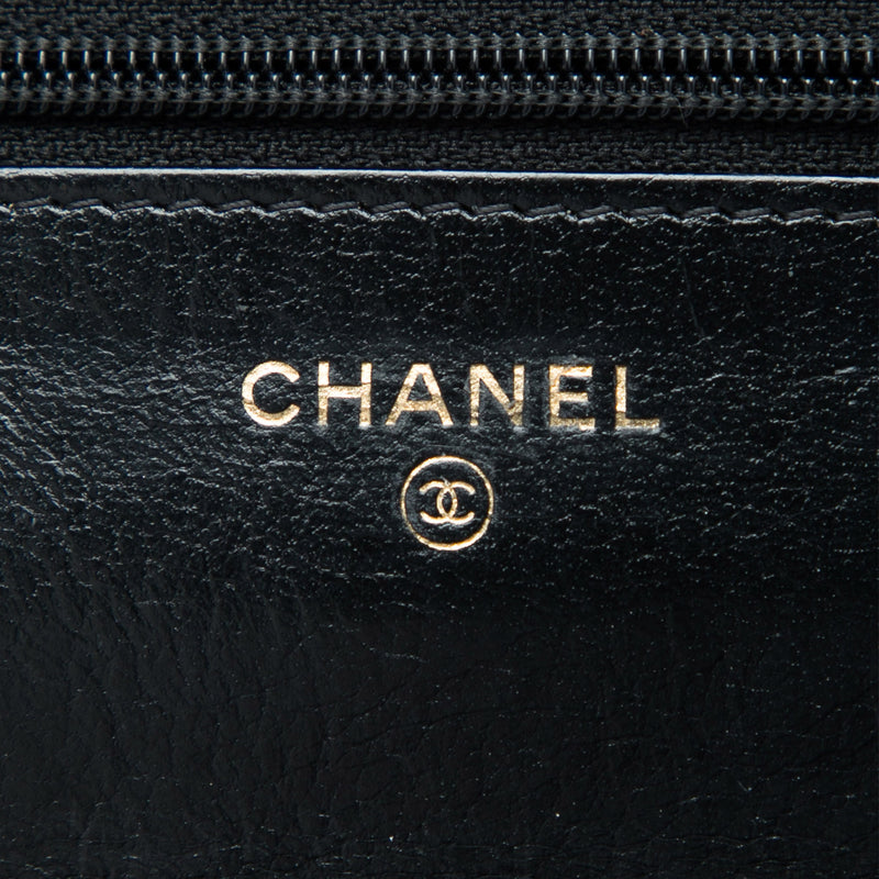 Stitched Goatskin Golden CC Wallet On Chain - Image 5
