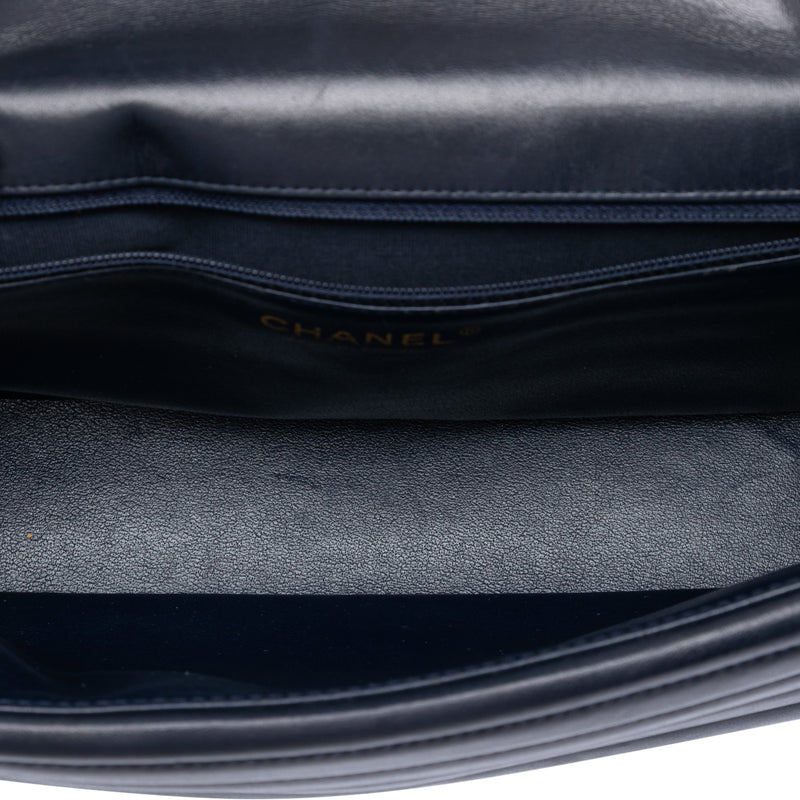 CC Horizontal Quilted Lambskin Double Flap - Image 4