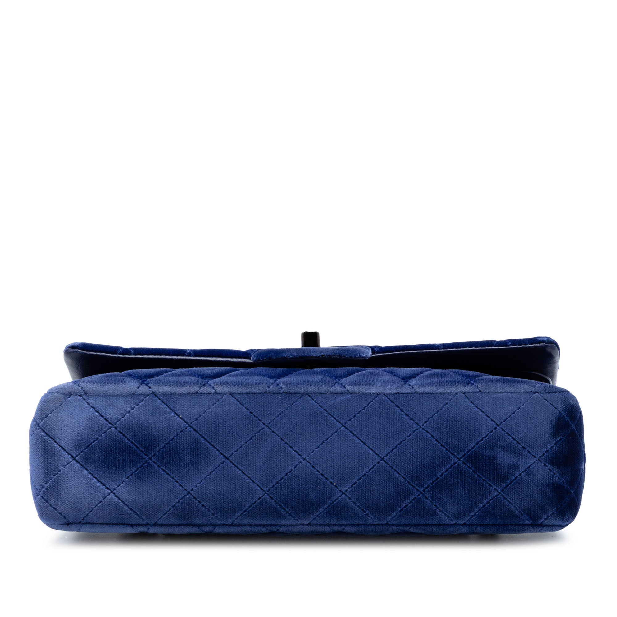Medium Classic Velvet Double Flap - Image 3
