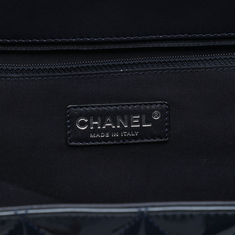 Quilted Patent Reissue 2.55 Accordion Flap - Image 5