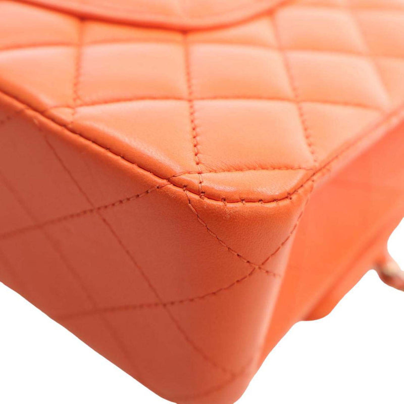 Medium Classic Lambskin Double Flap - Image 12