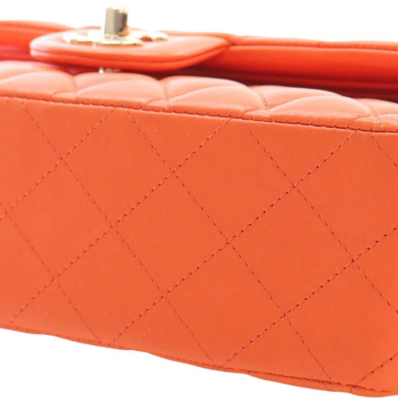 Medium Classic Lambskin Double Flap - Image 9