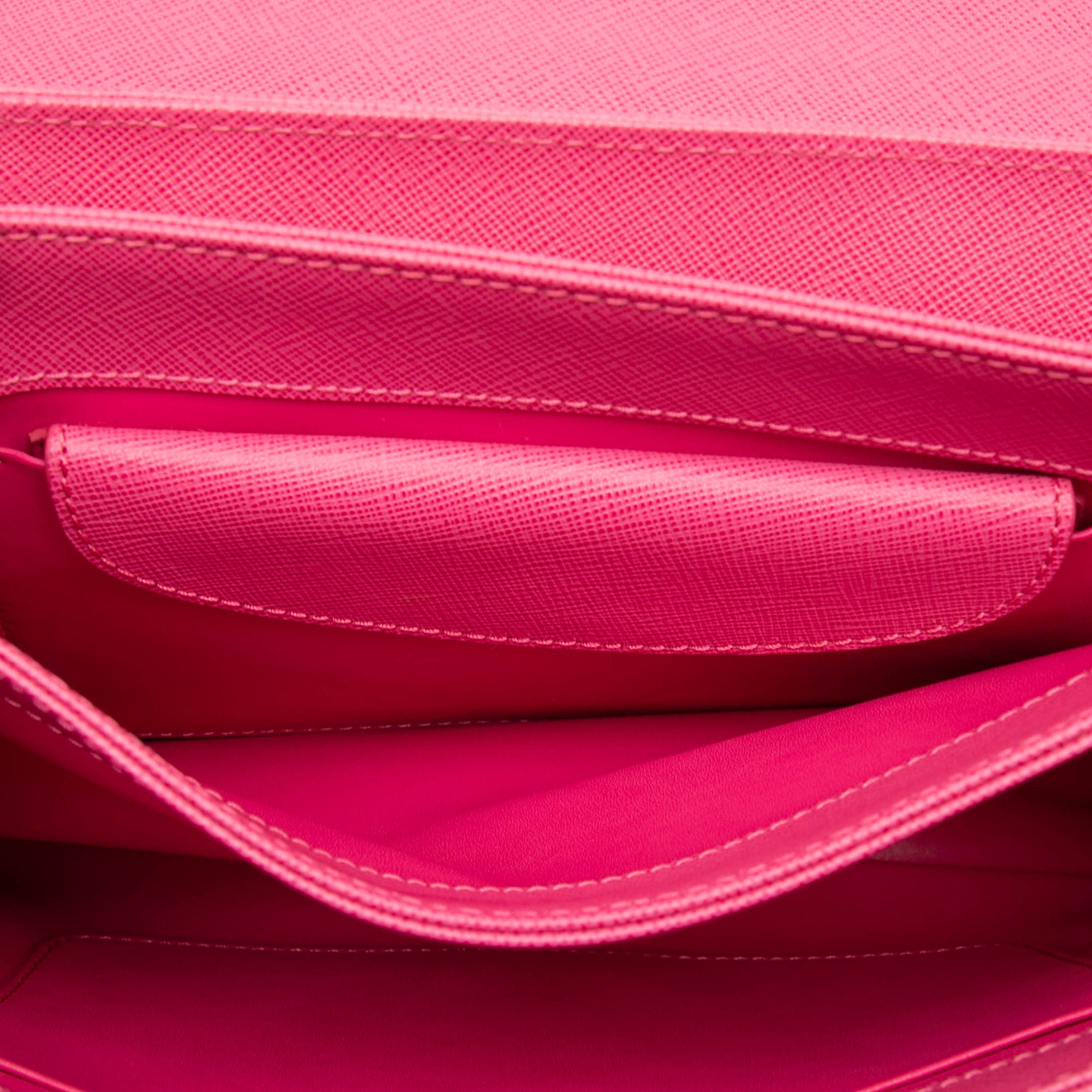 Saffiano Lux Lock Chain Flap - Image 4