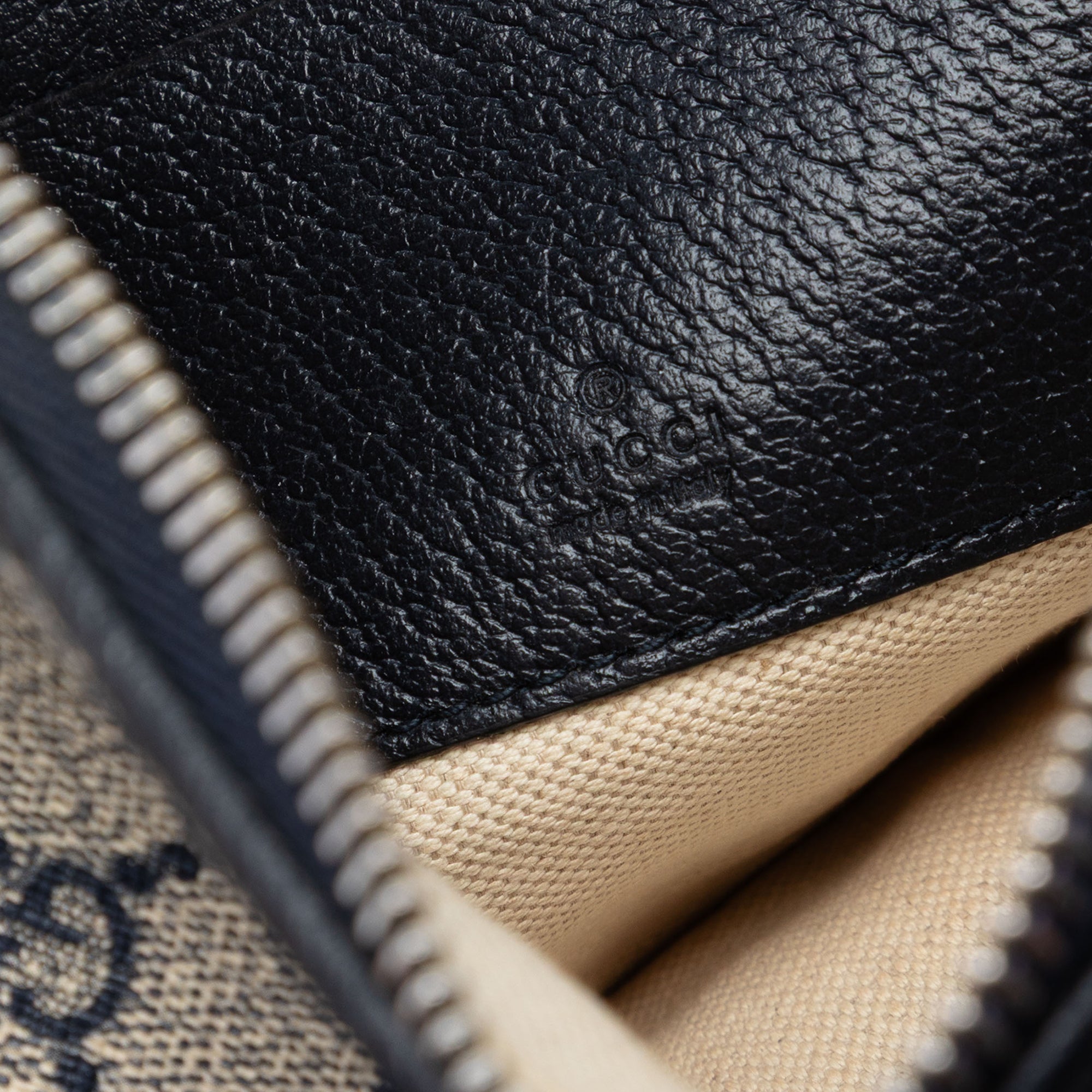 GG Supreme Web Ophidia Clutch - Image 6