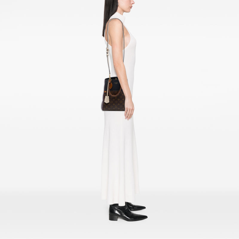 Monogram Fold Tote MM - Image 6