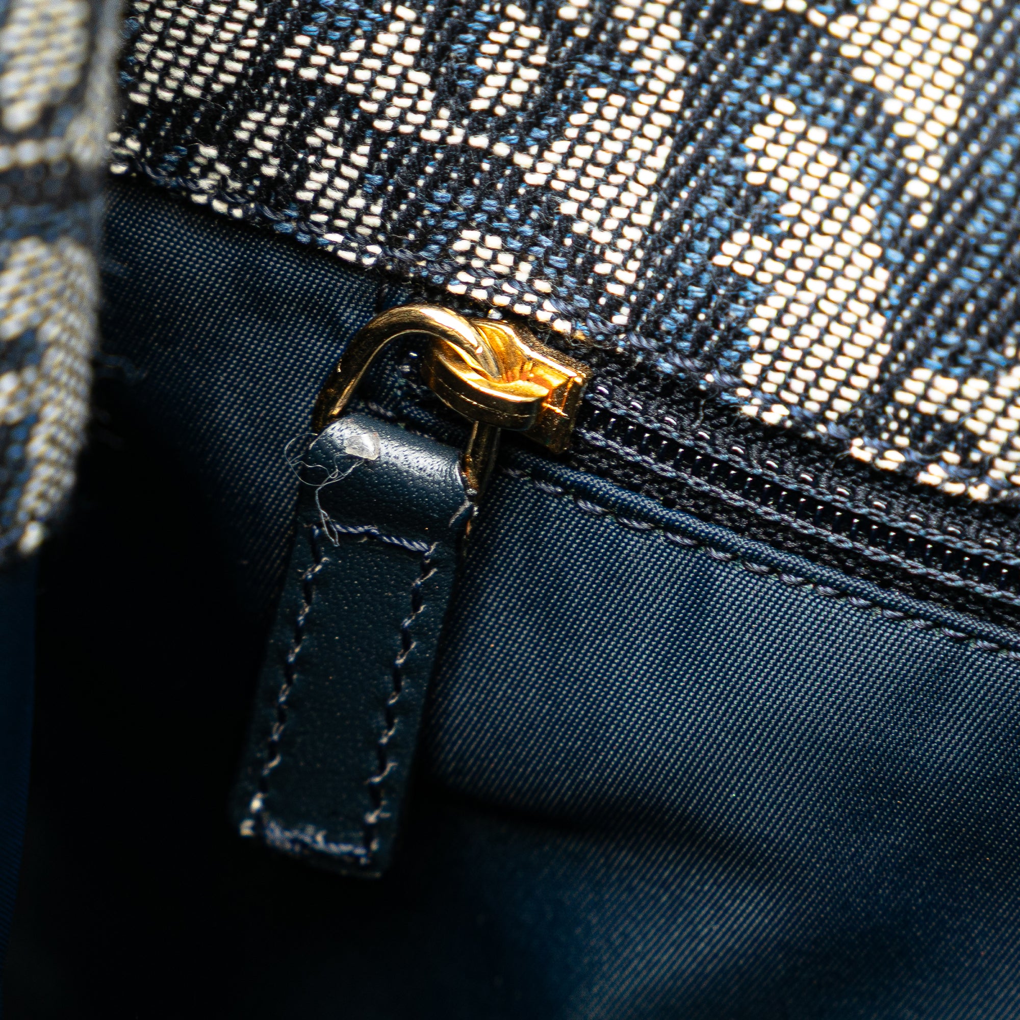 Diorissimo Trotter Canvas Tote - Image 7