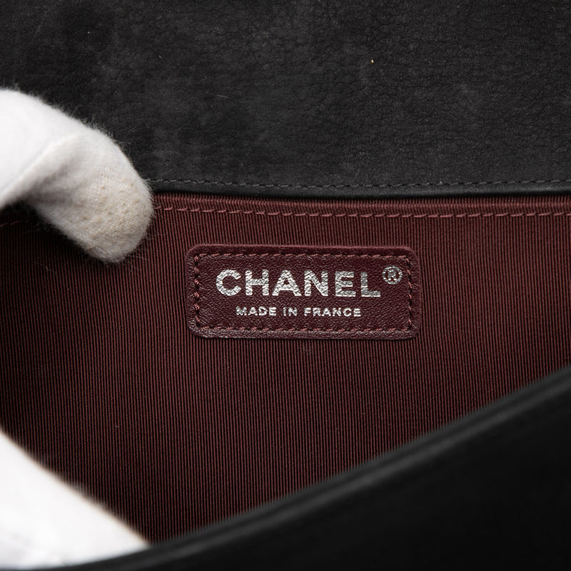 Old Medium Chevron Suede Boy Flap - Image 5