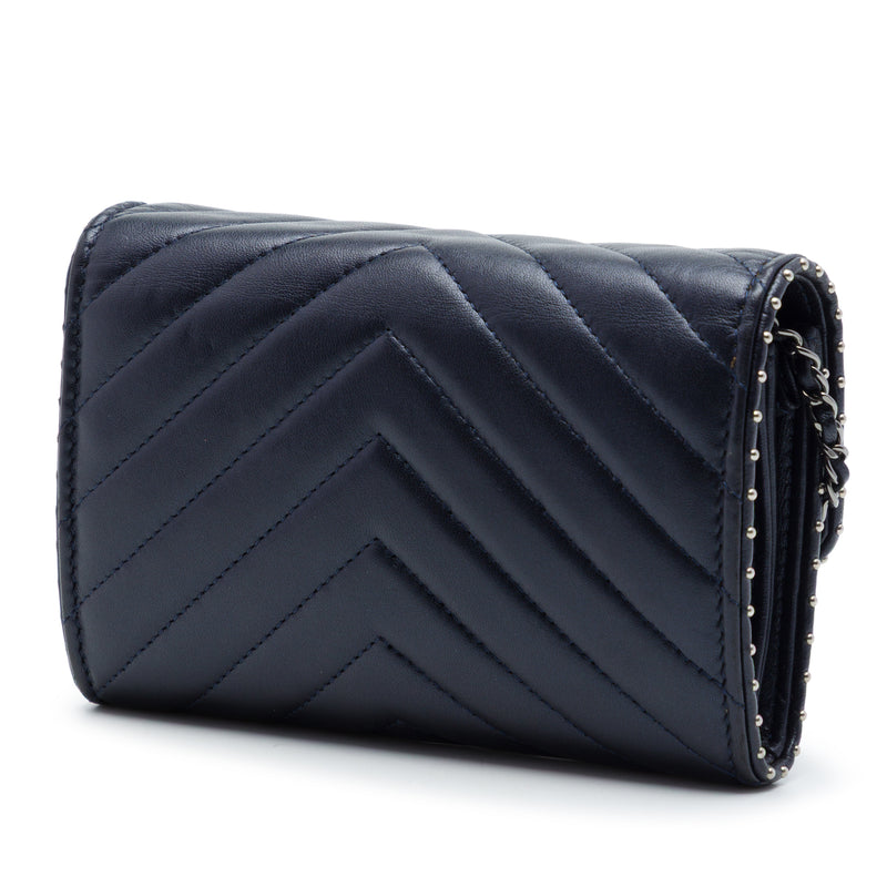 CC Chevron Lambskin Studded Wallet On Chain - Image 2