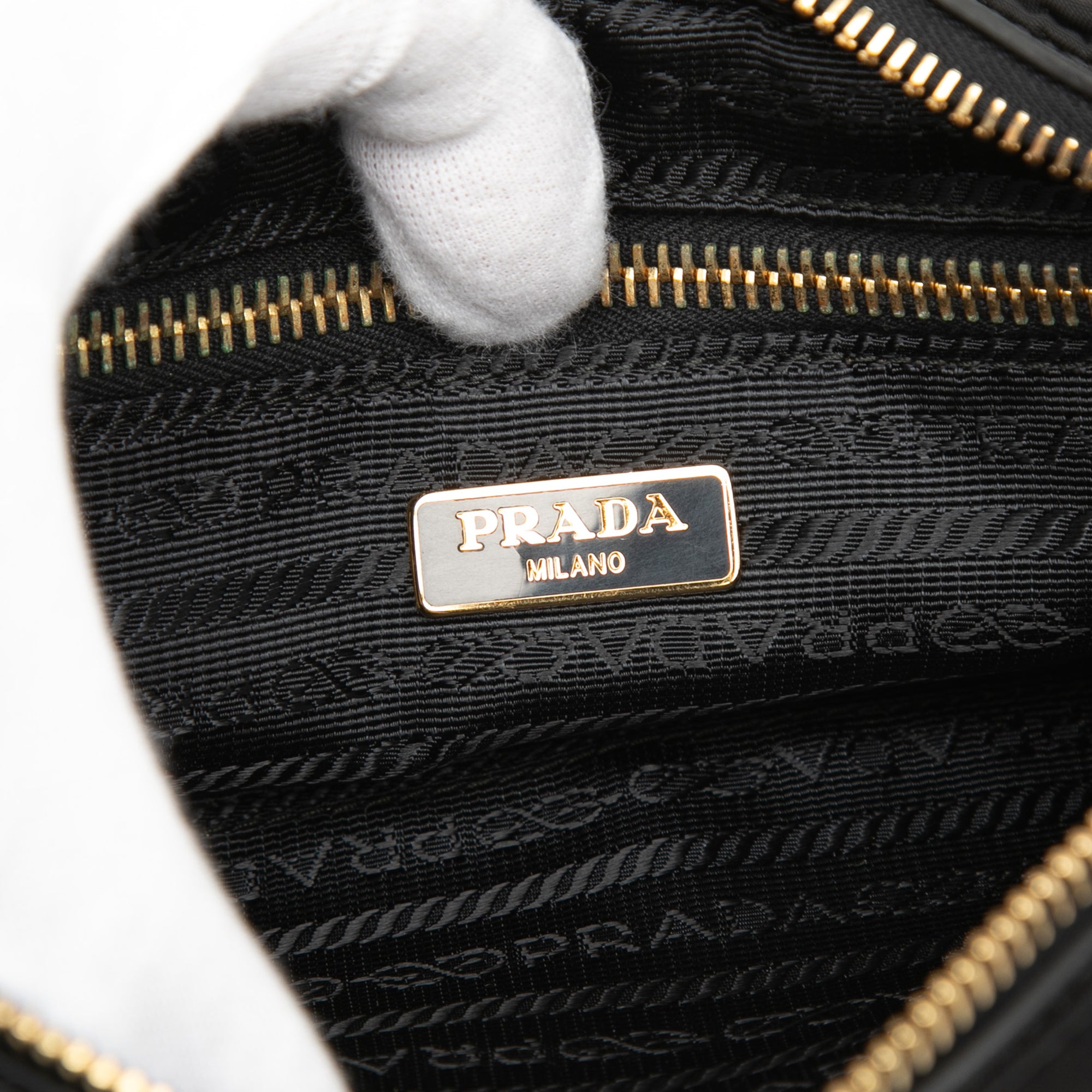 Small Tessuto Front Pocket Camera Bag - Image 5