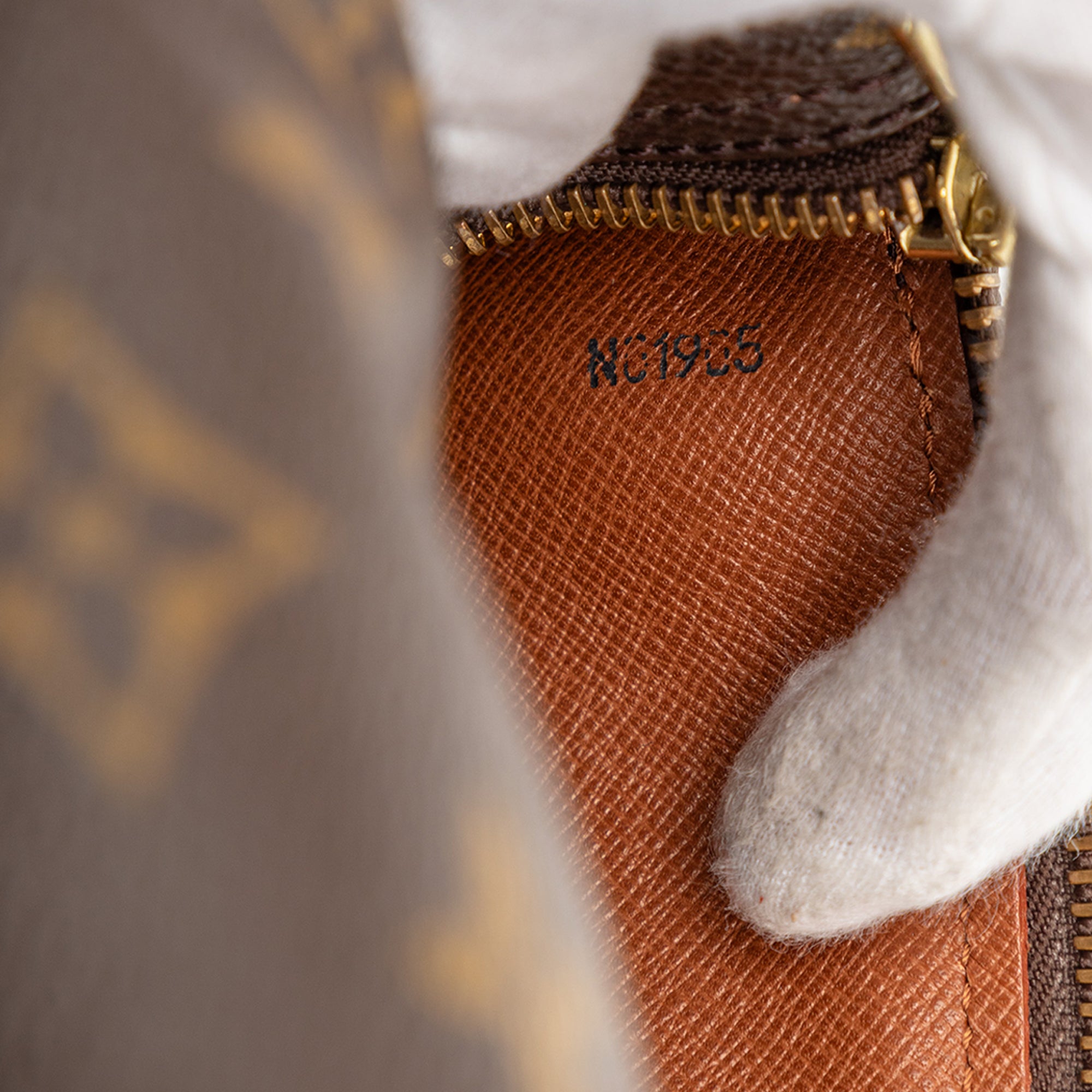 Monogram Papillon 26 - Image 6