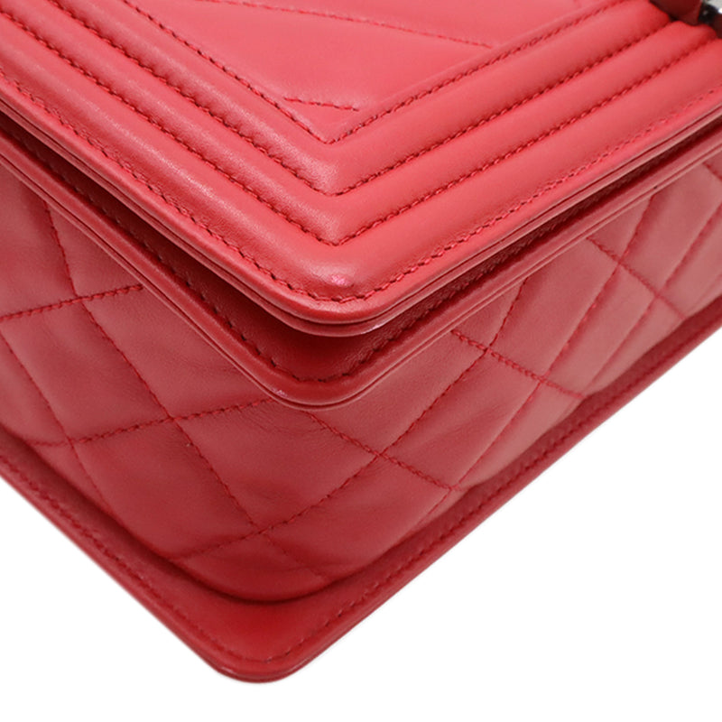 Medium Chevron and Diamond Quilted Lambskin Boy Flap - Image 6