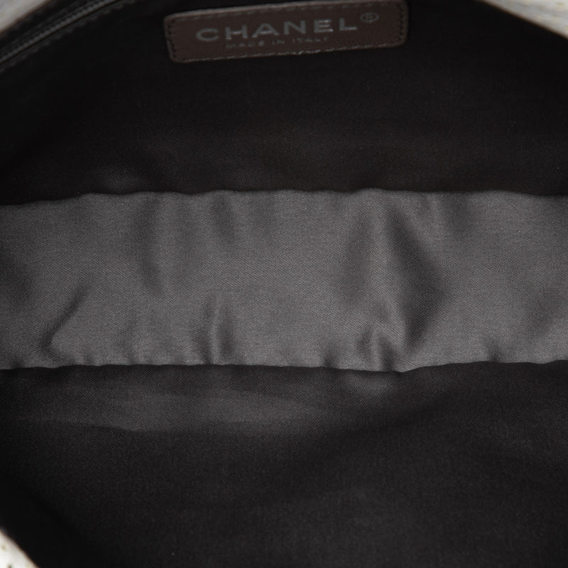 Small Perforated Calfskin Reissue 2.55 Drill Flap - Image 4