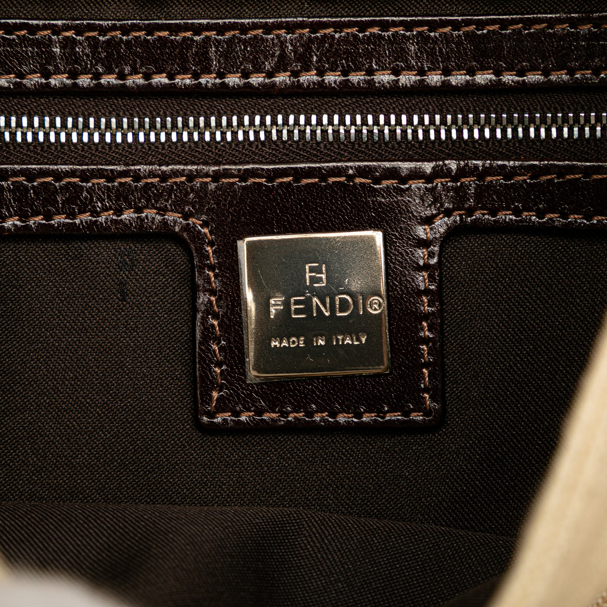 Zucca Canvas Shoulder Bag - Image 5