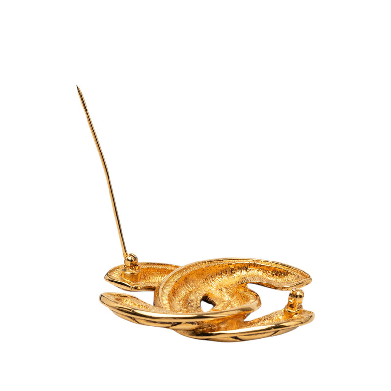 CC Gold Plated Quilted Brooch - Image 3