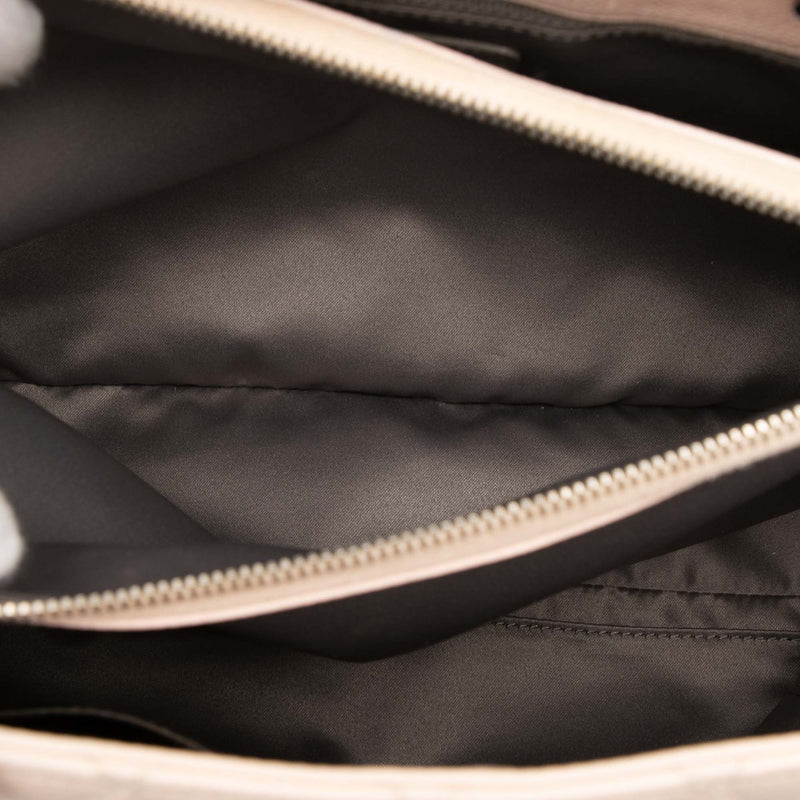 Caviar Grand Shopping Tote - Image 4