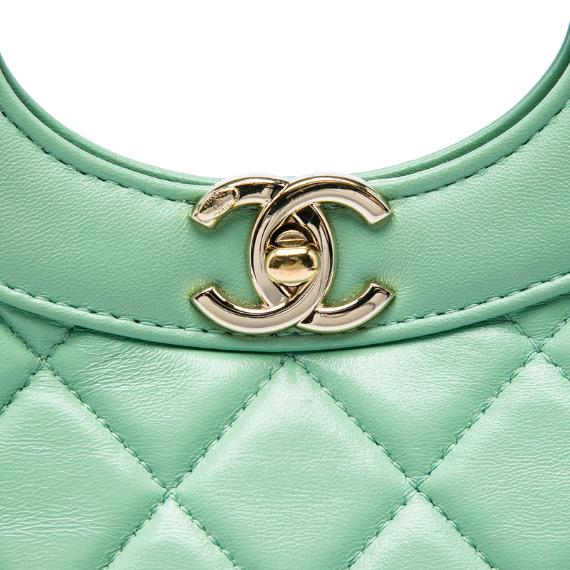 Small Quilted Shiny Lambskin 31 Shopping Bag - Image 5