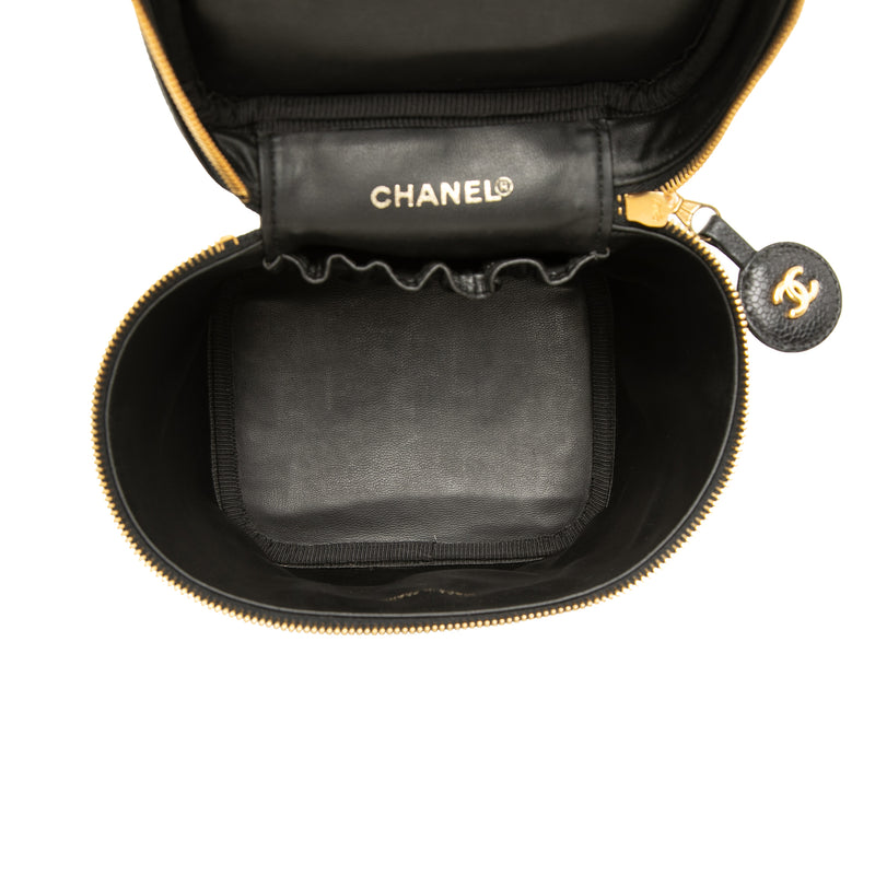 CC Caviar Vanity Bag - Image 4