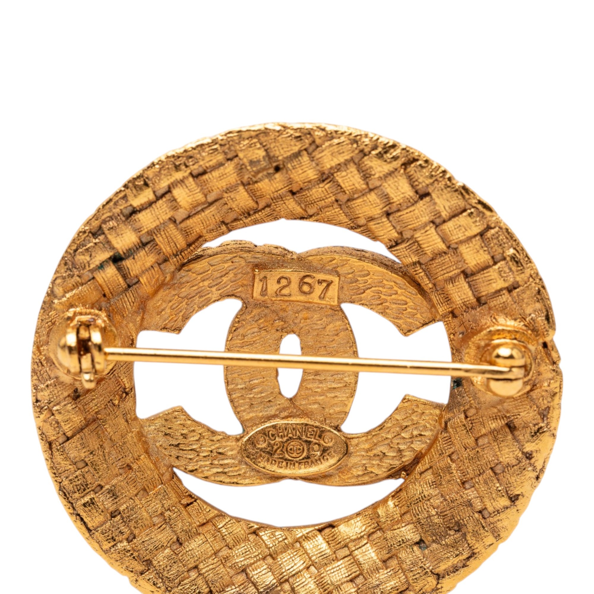 CC Gold Plated Woven Round Brooch - Image 4