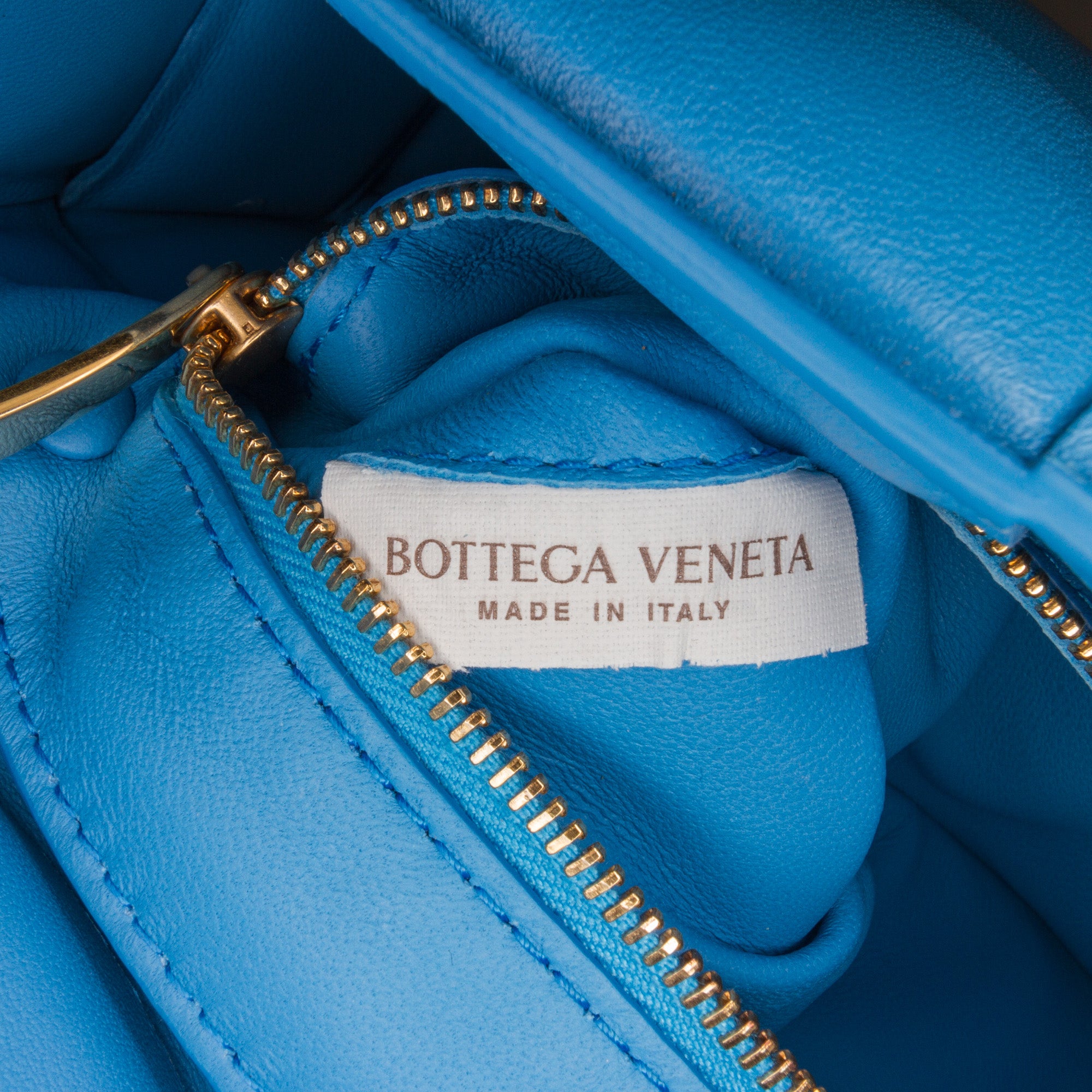 Nappa Intrecciato Padded Chain Cassette Satchel - Image 7