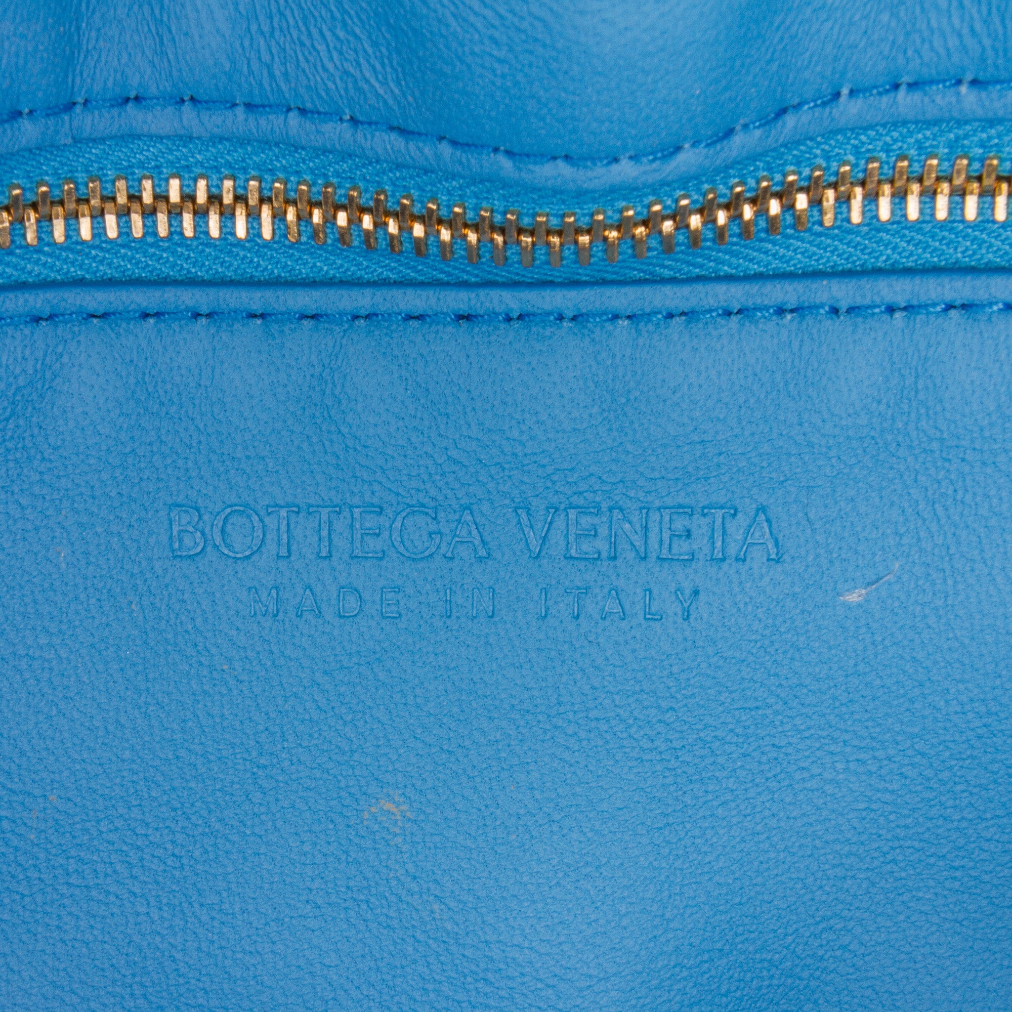 Nappa Intrecciato Padded Chain Cassette Satchel - Image 9