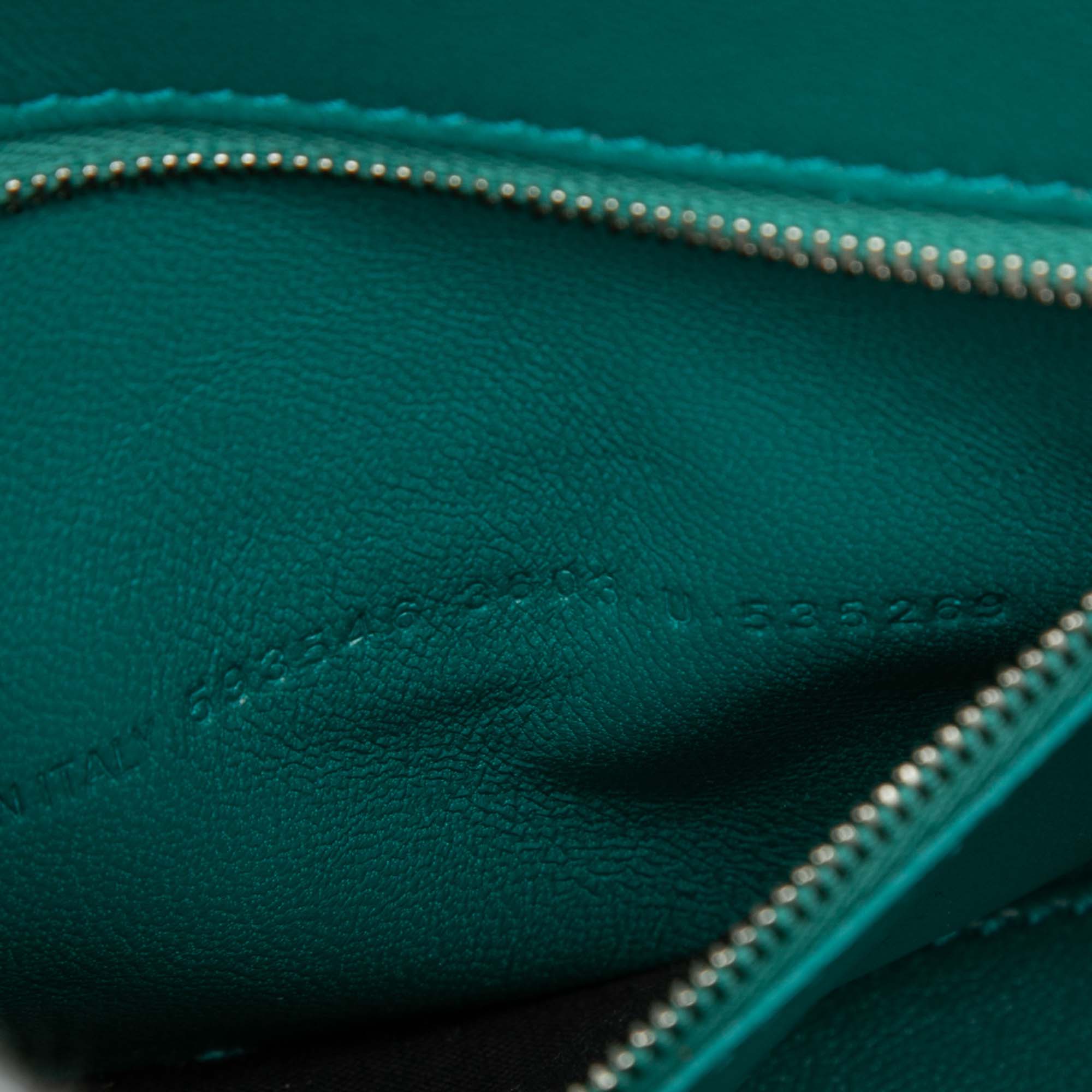 Small Shiny Box Calfskin Hourglass Top Handle Bag - Image 6