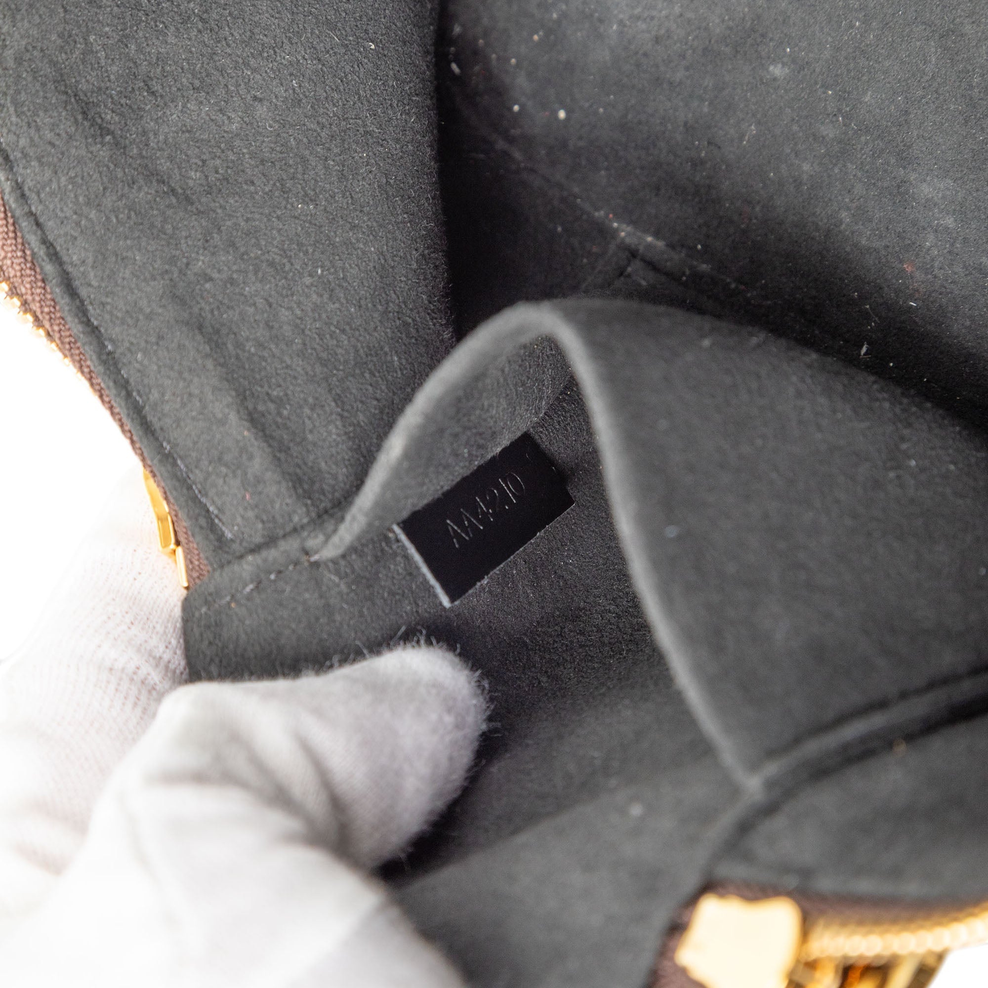 Monogram Reverse Vanity PM - Image 6