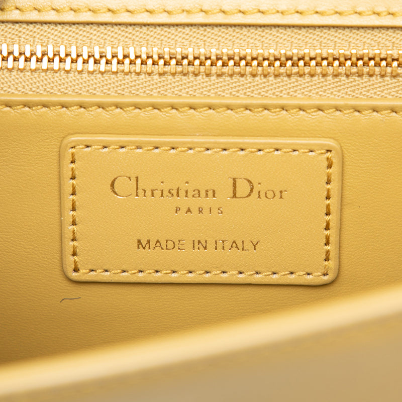 Leather 30 Montaigne Flap - Image 5